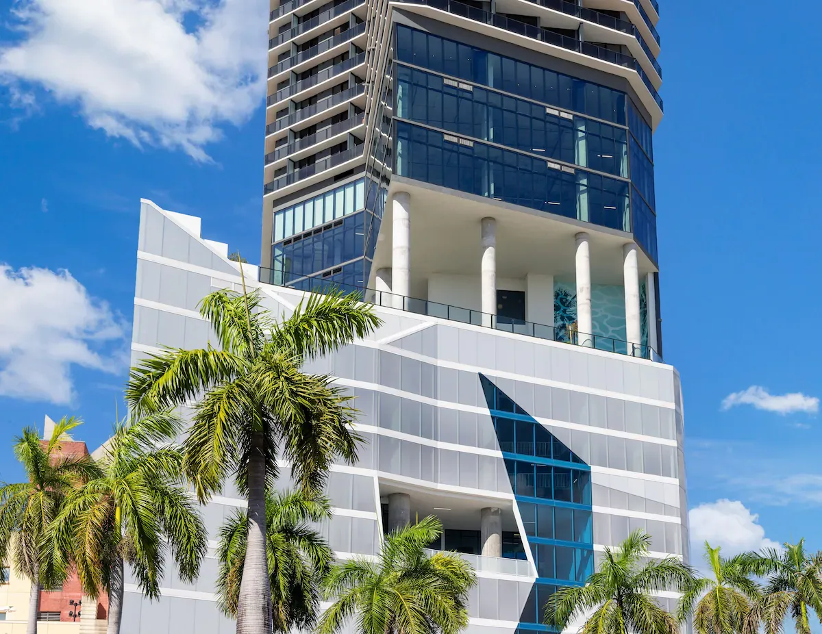 Exterior of The Elser Hotel & Residences in Downtown Miami overlooking Bayfront Park, prime spot for New Year’s Eve fireworks.